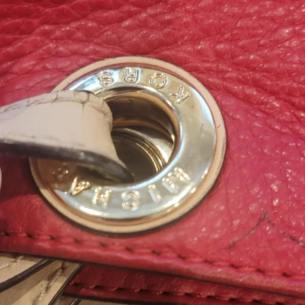 Michael Kors Bedford Tote in Red Pebbled Leather